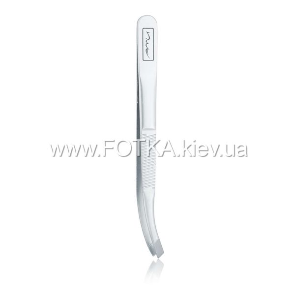 E-commerce photography on a white background of manicure tools - 7