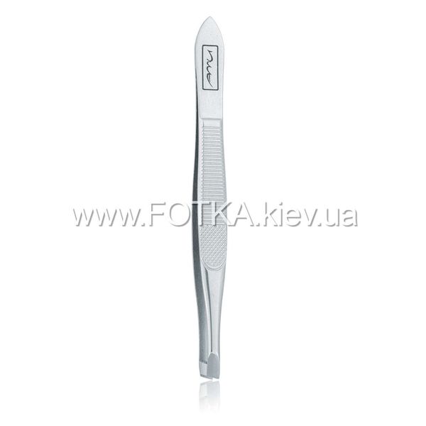 E-commerce photography on a white background of manicure tools - 9